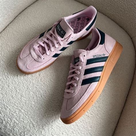 wmns handball spezial clear pink